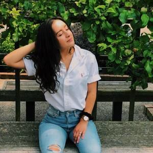 Meet your Posher, Alexandra